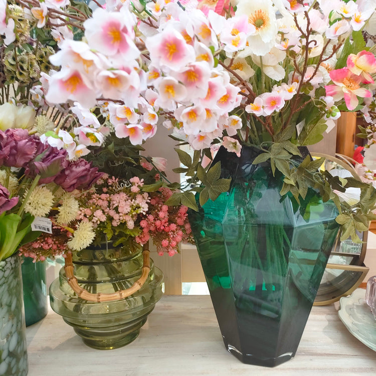 Fiori e verde artificiali